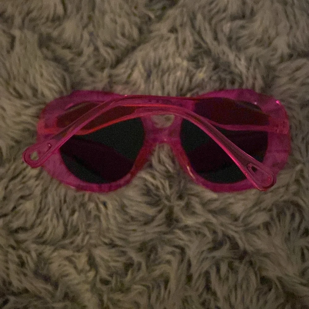 Hot pink shades 🛍️ SHEIN with case